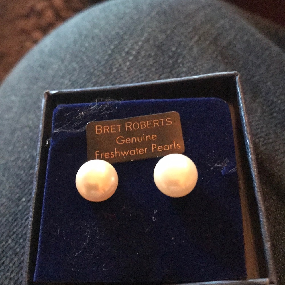 Freshwater Pearl Earrings
